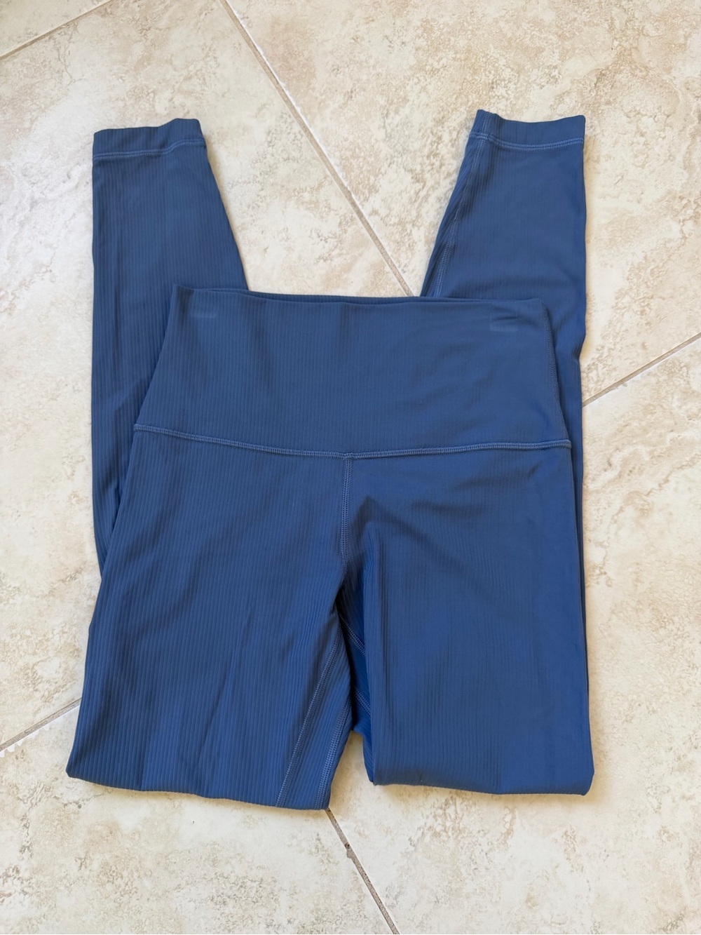 LULULEMON Align High Rise Ribbed Leggings 28” - Picture 3 of 4